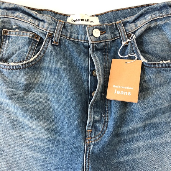 Reformation Cynthia High Waisted Relaxed Jean - Picture 6 of 7